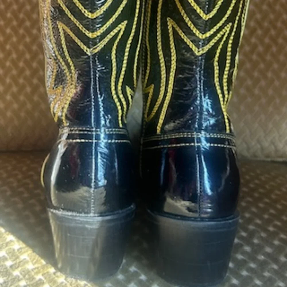 Urban Outfitters Daisy Embroidered Patent Leather Western Cowboy Boots - Picture 3 of 16